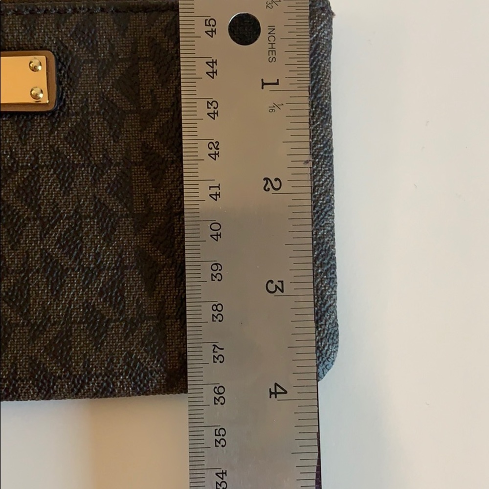 Michael Kors Jet Set brown medium wristlet NWT - Picture 7 of 7
